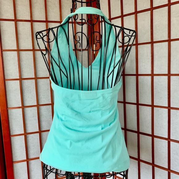 New York & Co. Sequined Halter V-neck NWOT - Picture 5 of 6